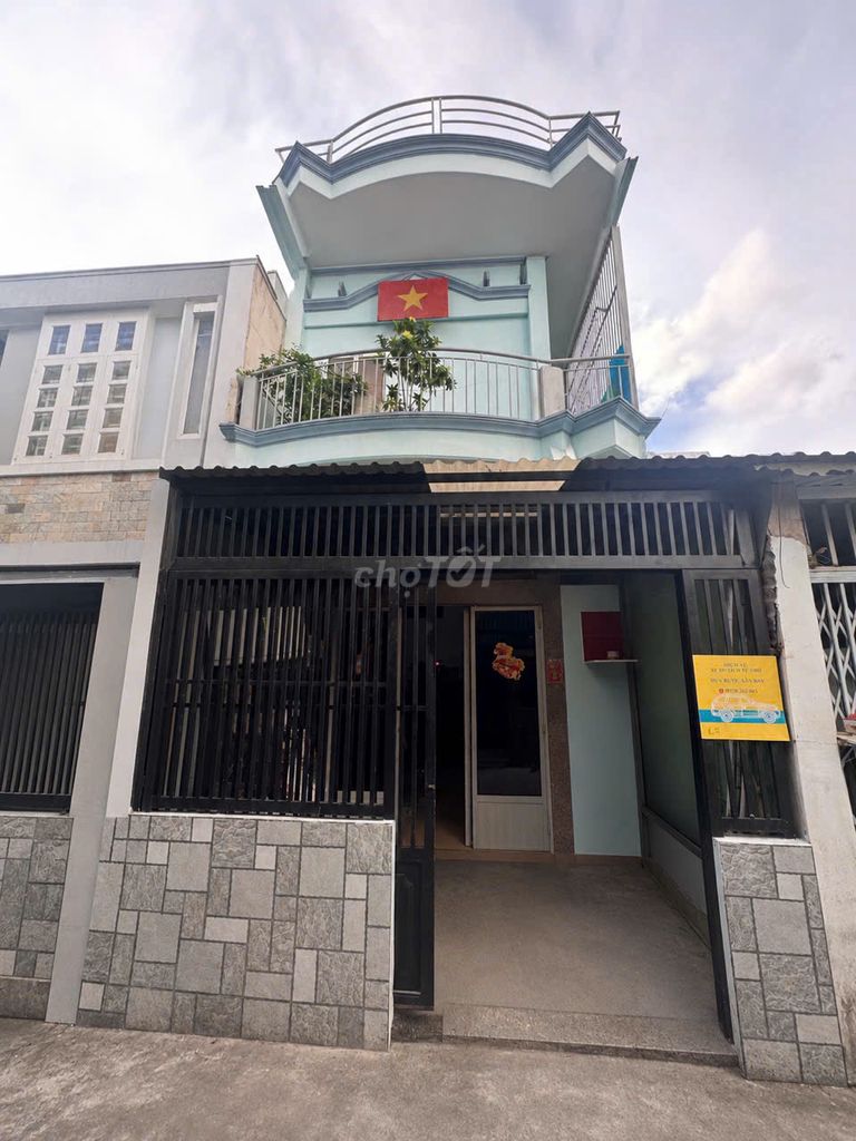 NHÀ 2 LẦU (4.5X17) CƯ XÁ PHÚ LÂM A