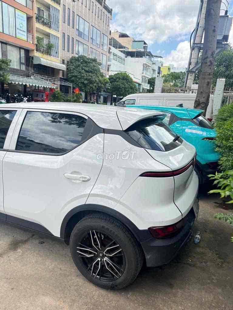 VinFast VF5 2024- 14000 km. Mua bán Ô tô tại Quận 4 Tp Hồ Chí Minh được đăng bởi Mai Tiền hình 3