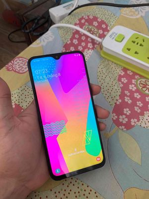 Samsung galaxy m20 zin, pin trâu thanh lý ạ!!. Mua bán Điện thoại tại Quận 12 Tp Hồ Chí Minh được đăng bởi Loc