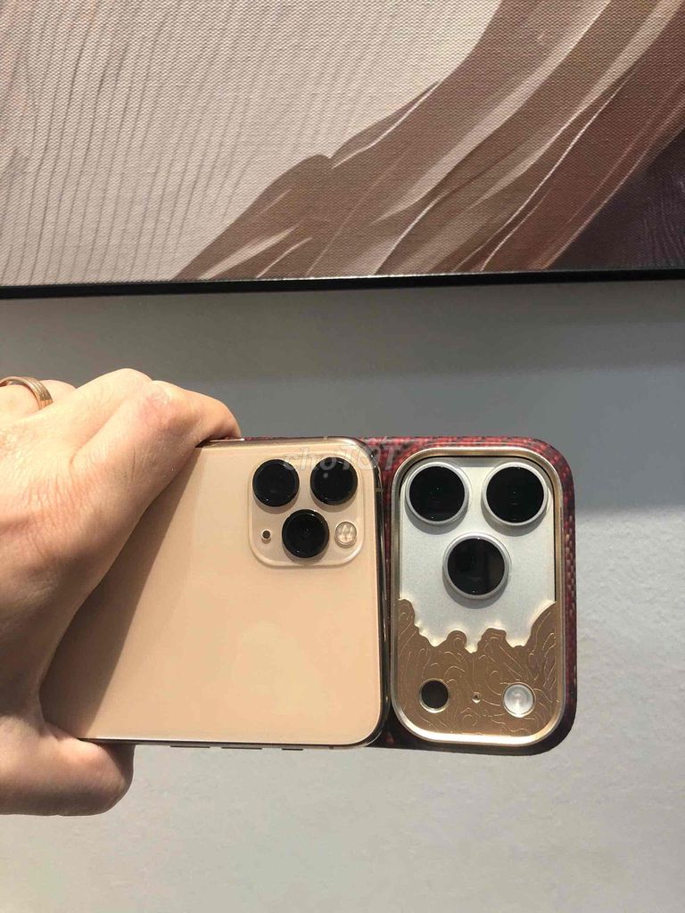 Apple iPhone 11 Pro Max Vàng CH/A 64GB người dùng. Mua bán Điện thoại tại Quận Nam Từ Liêm Hà Nội được đăng bởi Gianglx hình 1