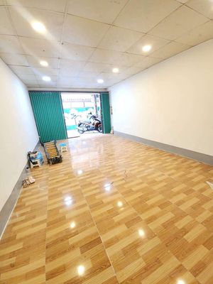 CHO THUÊ NHÀ NGUYÊN CĂN 2 PHÒNG NGỦ 100M² Ở VÀ KINH DOANH GẦN MẶT TIỀN