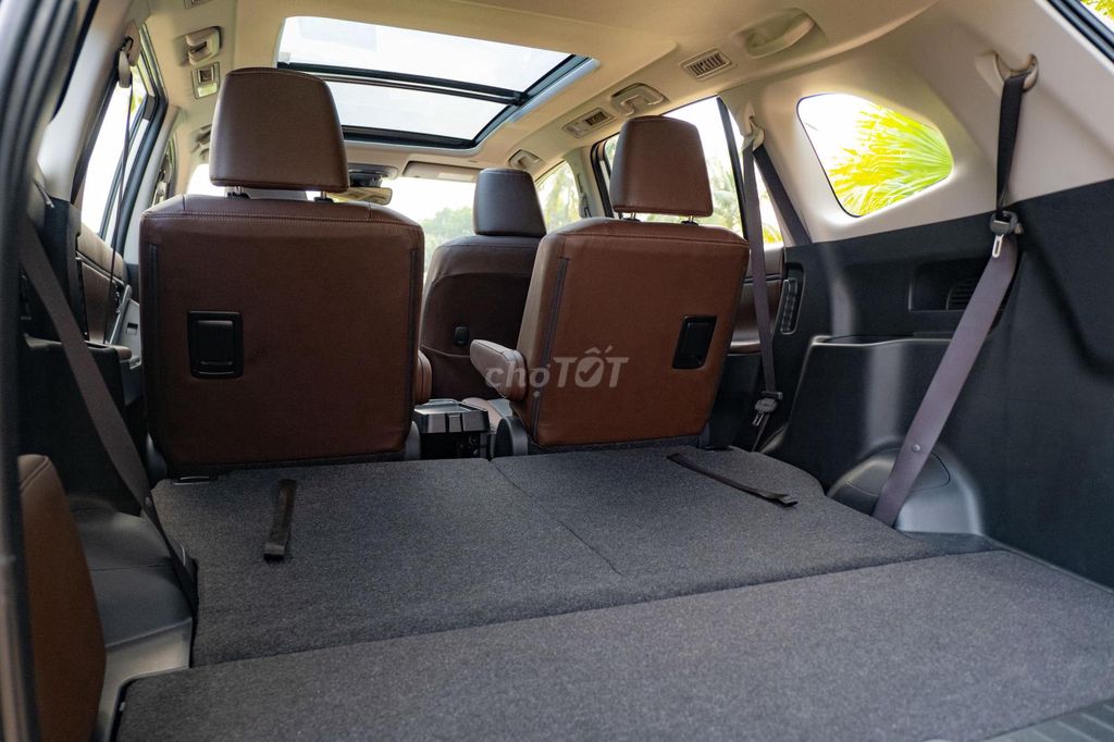 Toyota Innova Cross 2025. Mua bán Ô tô tại Thành phố Thủ Đức Tp Hồ Chí Minh được đăng bởi Toyota Đông Sài Gòn  hình 8