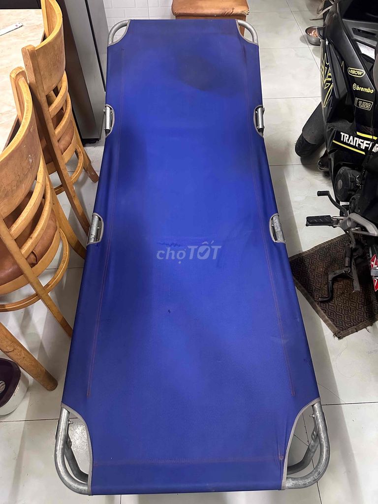 Ghế nằm xếp gọn Vải bố Xanh 1m8x70cm. Mua bán Đồ thể thao, Dã ngoại tại Huyện Nhà Bè Tp Hồ Chí Minh được đăng bởi Thảo  hình 1
