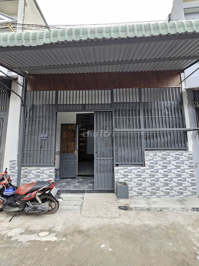 Nhà gần Hội Trường phường Đông Hòa, Hẻm Xe Hơi 1/ Nguyễn Công Hoan