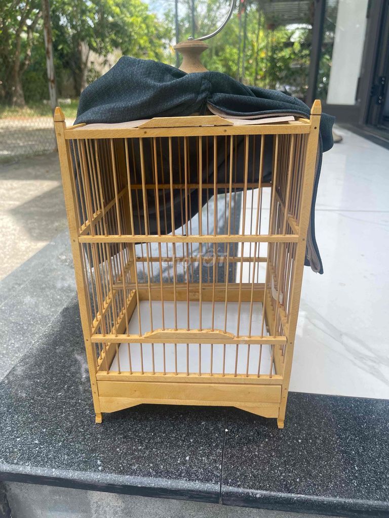 Lồng chim Khuyên vuông Gỗ Vàng gỗ. Mua bán Phụ kiện, Thức ăn, Dịch vụ tại Thị xã Hương Thủy Thừa Thiên Huế được đăng bởi Mr Đức hình 1
