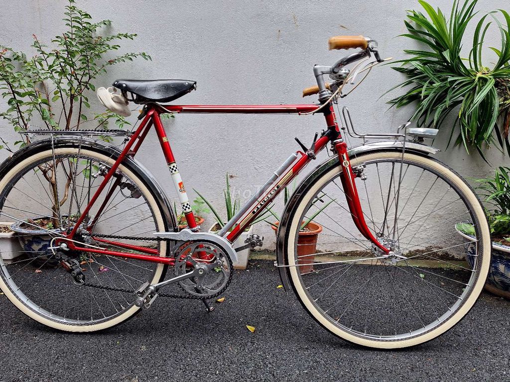 Peugoet nam đỏ đun đời 1972 zin 100%.. Mua bán Xe đạp tại Quận Tây Hồ Hà Nội được đăng bởi Nguyễn Tuấn Long hình 5
