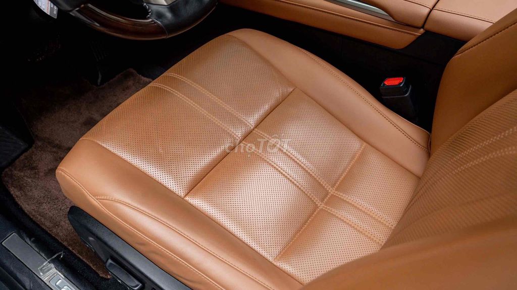 Lexus RX350L 2021 5+2 chỗ ngồi 61.000km. Mua bán Ô tô tại Quận Cầu Giấy Hà Nội được đăng bởi Vũ Duy Khánh hình 8