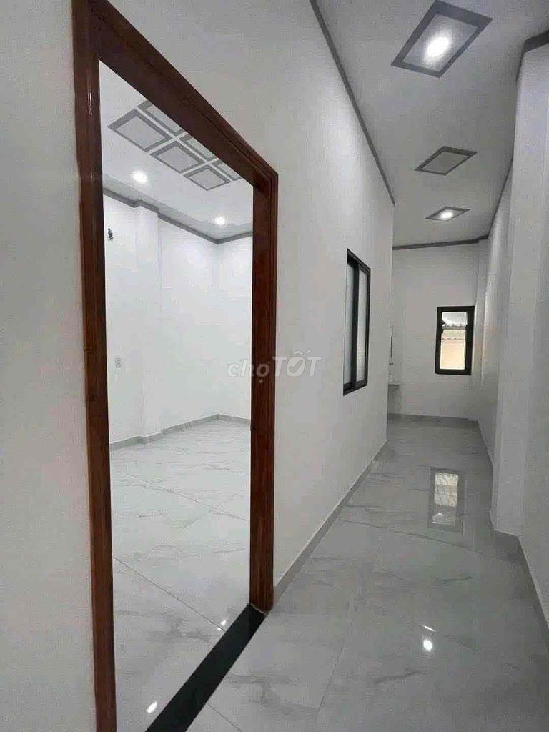Nhà 2 tấm đường ô tô tới nơi Sát Nguyễn Văn Tỏ giá 3 tỷ 5 nhà mới tinh