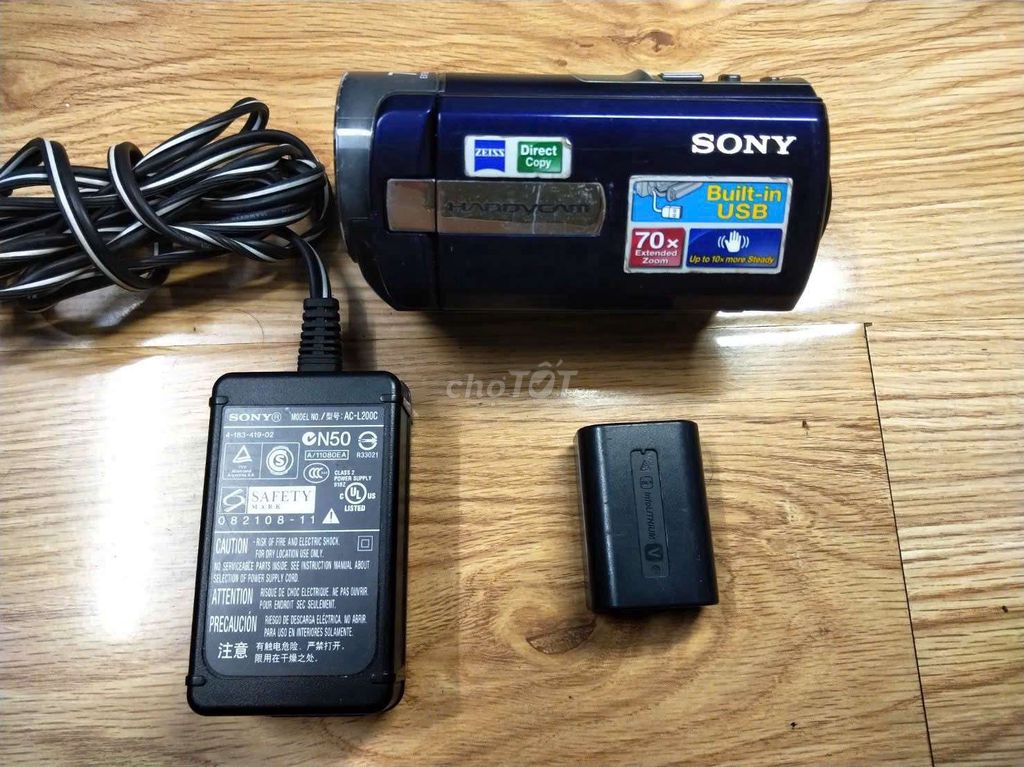 Máy quay phim Sony DCR-SX45 - xtay Nhật. Mua bán Máy ảnh, Máy quay tại Quận Tân Phú Tp Hồ Chí Minh được đăng bởi Sony walkman hình 1