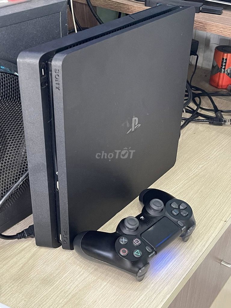 Máy chơi game Sony PS4 Slim HDR 500GB Đen haaacked. Mua bán Thiết bị chơi game tại Quận Ninh Kiều Cần Thơ được đăng bởi AKAHmobile hình 1