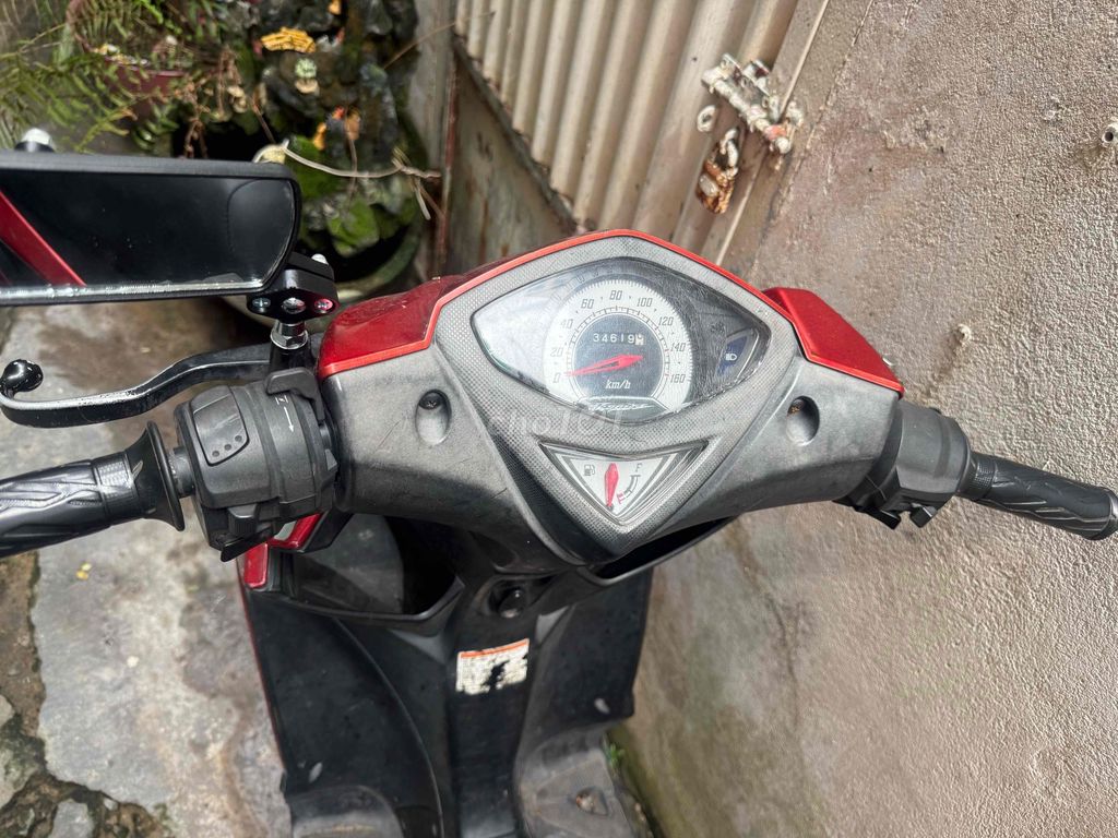 xe suzuki Hayate 125cc nhựt dời 2010. Mua bán Xe máy tại Quận Phú Nhuận Tp Hồ Chí Minh được đăng bởi Huỳnh Thân  hình 1