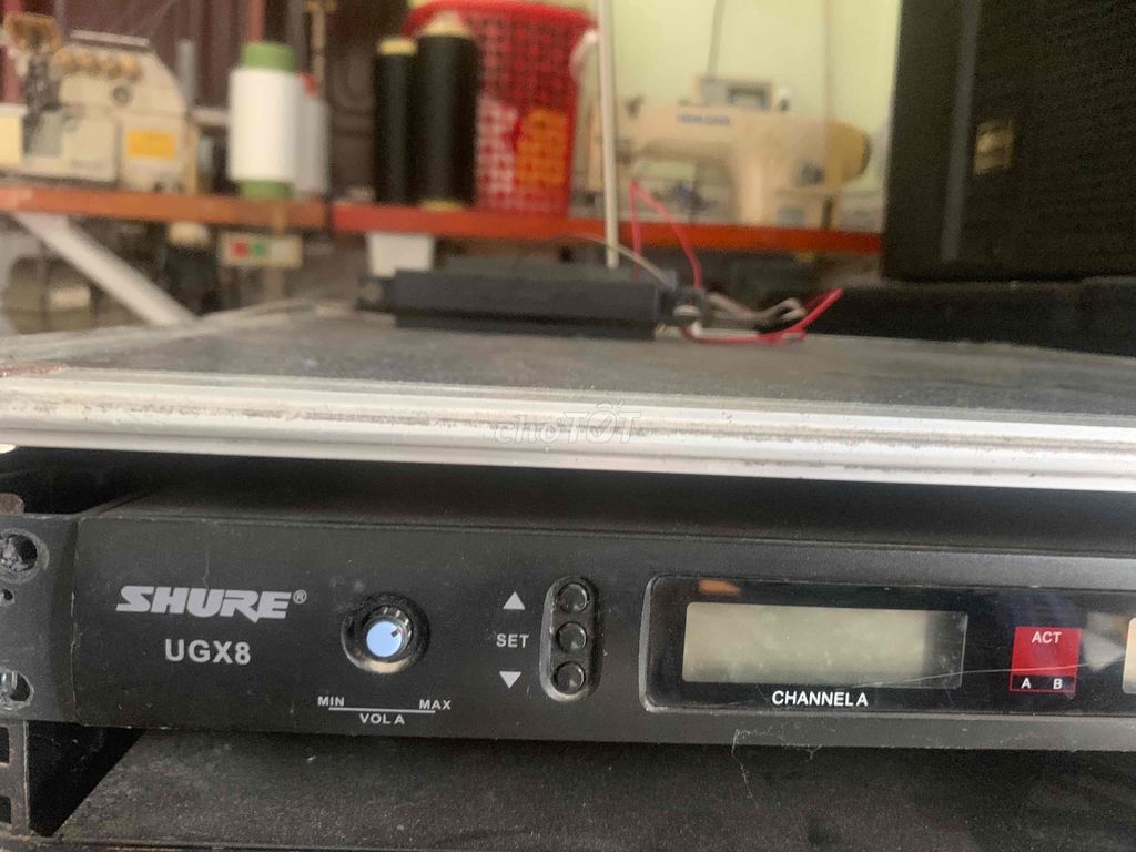 mic shuer ugx 8. Mua bán Tivi, Âm thanh tại Huyện Hải Lăng Quảng Trị được đăng bởi long hình 2