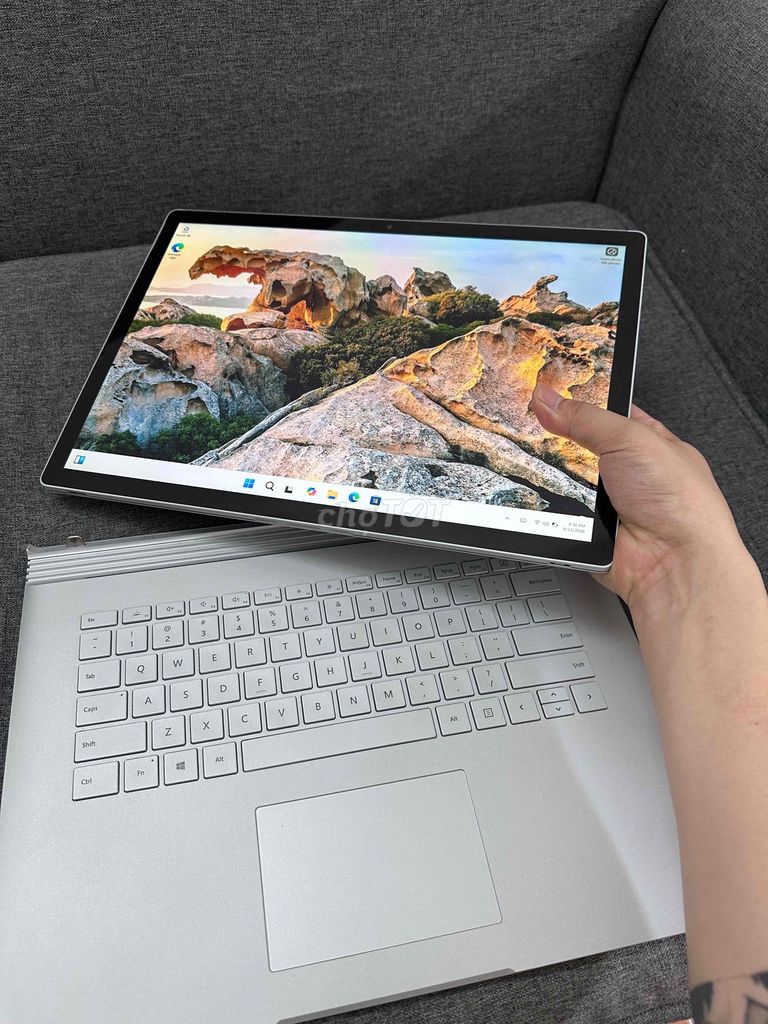 Microsoft Surface Book 3️⃣ Vga 6Gb kèm Màn 15. Mua bán Laptop tại Quận Thanh Xuân Hà Nội được đăng bởi Quan Trinh Van hình 1