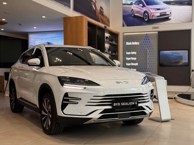 BYD Sealion 6 Plug-in hybrid DM-i