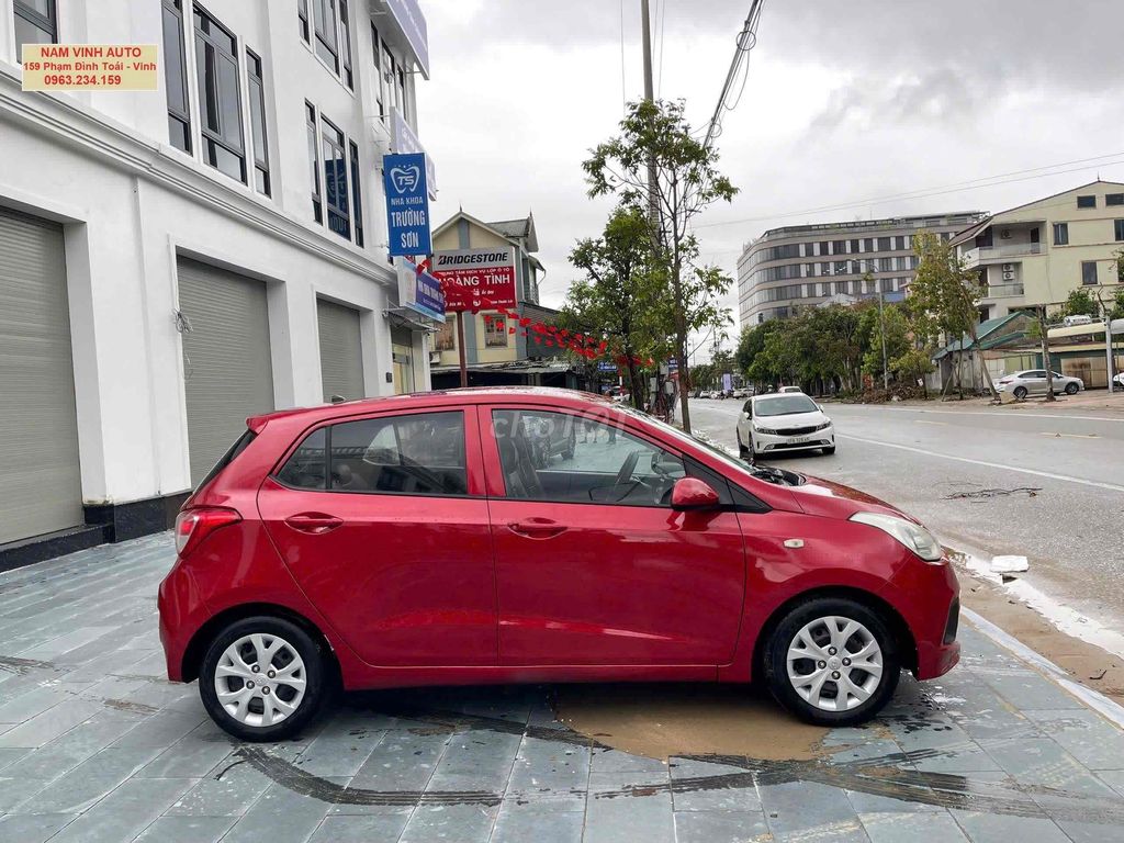 Hyundai Grand i10 2016 tư nhân xe đẹp siêu rẻ. Mua bán Ô tô tại Thành phố Vinh Nghệ An được đăng bởi Nam Vinh hình 11