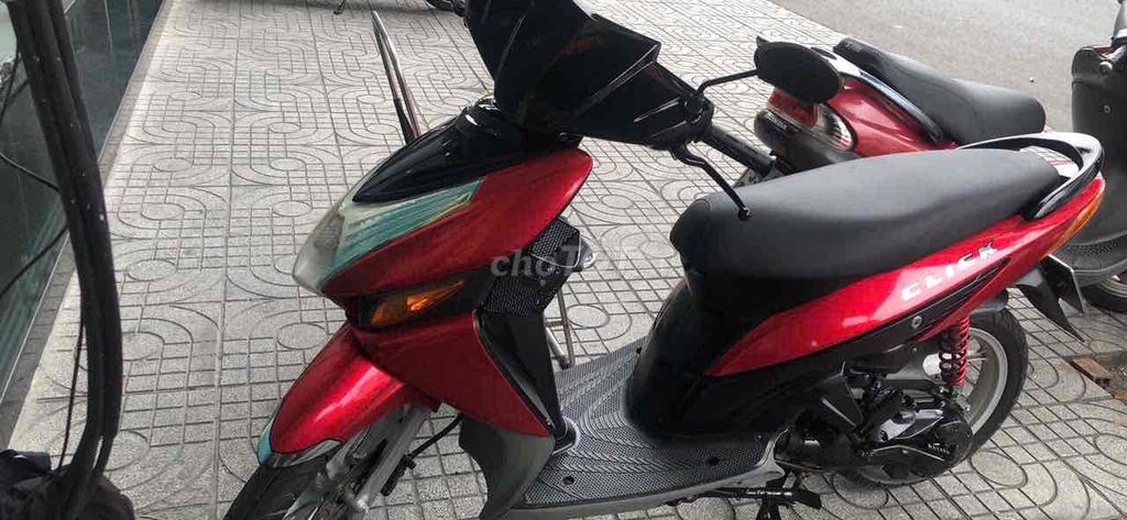 Honda Click Thái 2010 Đỏ BSTP. Mua bán Xe máy tại Quận Tân Phú Tp Hồ Chí Minh được đăng bởi Nguyễn Tuấn Kiệt hình 1