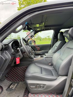 TÔYÔTA LANDCRUISER LC 300. Mua bán Ô tô tại Quận Long Biên Hà Nội được đăng bởi Pham Viet Hoang