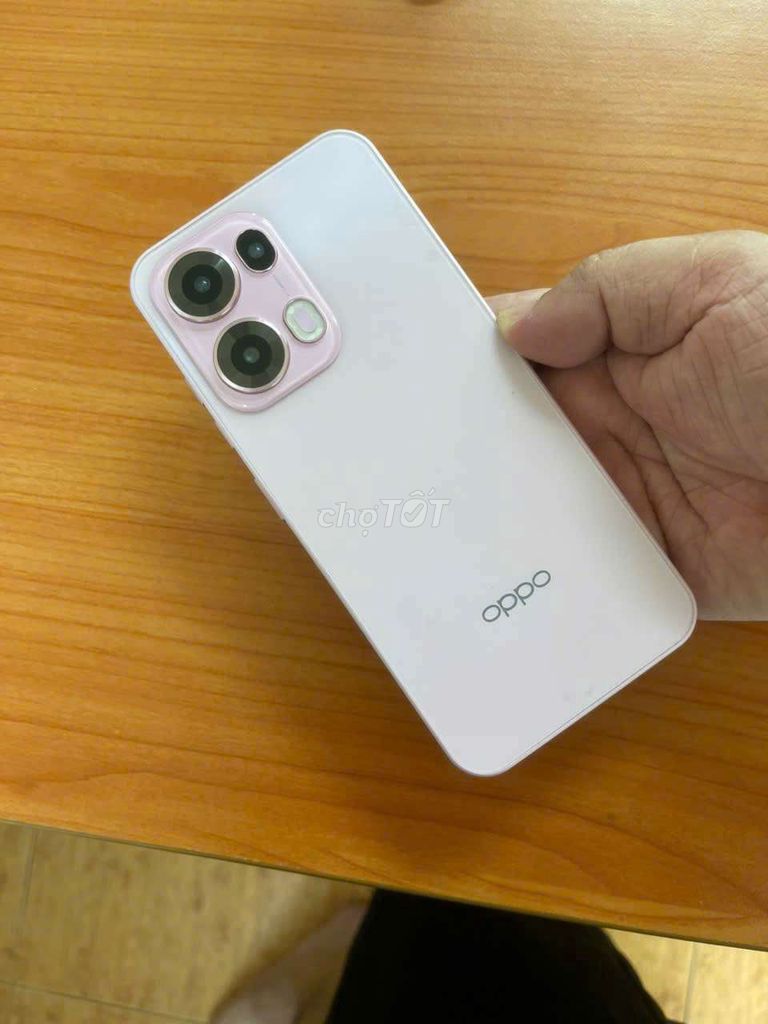 Oppo Reno 13 512Gb đệp mê hồn giá học sinh