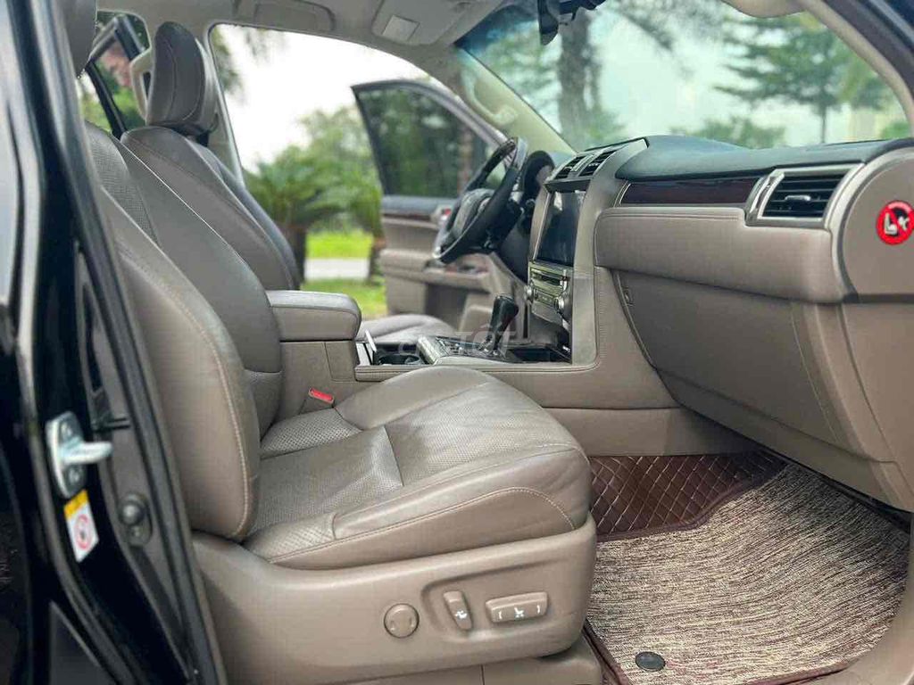 Lexus GX460 sx 2016 nhập Nhật chính chủ siêu đẹp. Mua bán Ô tô tại Quận Cầu Giấy Hà Nội được đăng bởi Cao Quý hình 12