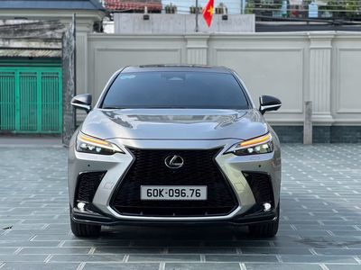 Lexus NX-350 F-Sport đăng ký 22 một chủ từ đầu. Mua bán Ô tô tại Thành phố Biên Hòa Đồng Nai được đăng bởi Thái Phạm