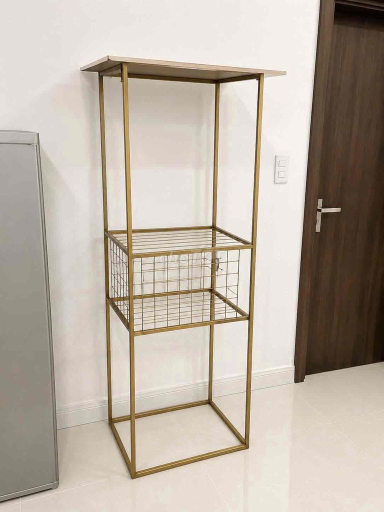 Kệ trang trí Sắt Đồng Đơn giản. Mua bán Tủ, kệ gia đình tại Quận Gò Vấp Tp Hồ Chí Minh được đăng bởi kiên hiếu hình 1