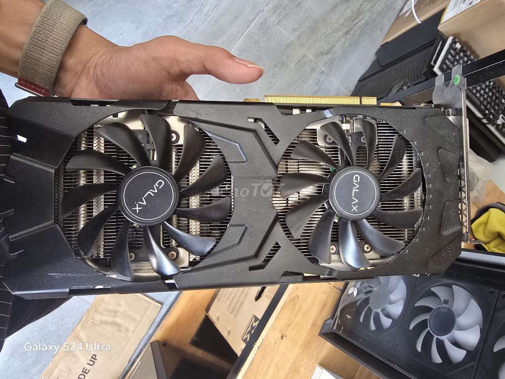 Card đồ họa GALAX GTX 1080 8GB Đen. Mua bán Linh kiện (RAM, Card...) tại Quận Hải Châu Đà Nẵng được đăng bởi Trần Nguyên Khang hình 1