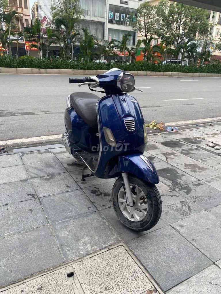 Vespa 50cc, зеленая, документы Ханой