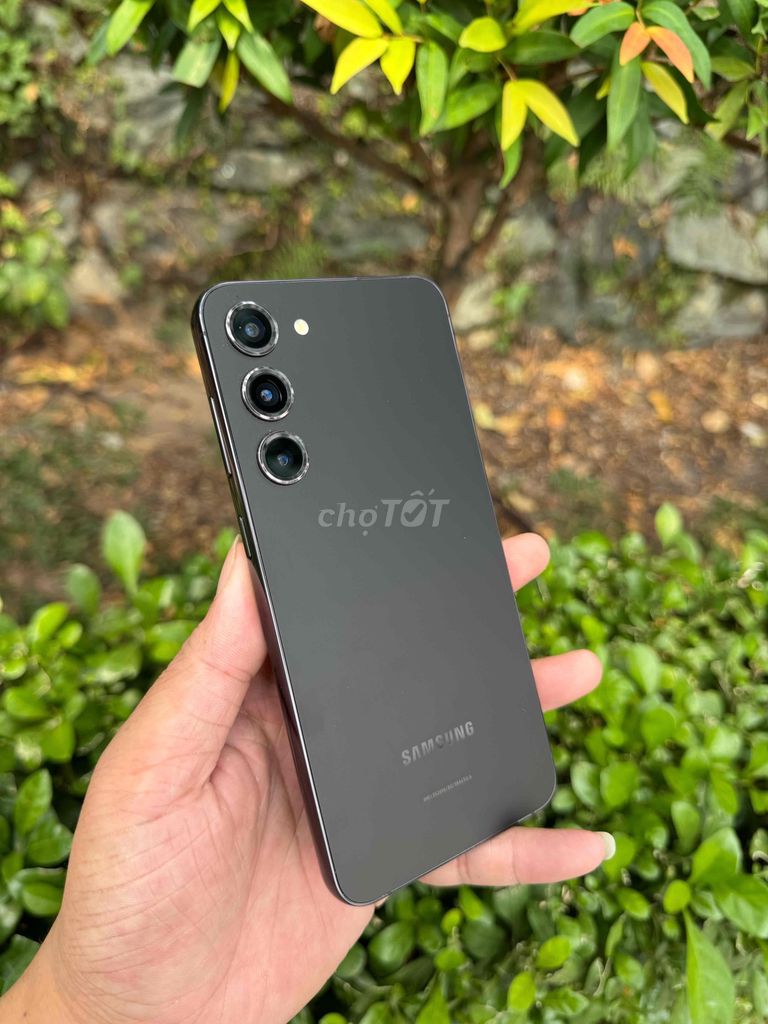 Samsung S23 Plus 8GB/256GB Đen cần bán. Mua bán Điện thoại tại Thành phố Thủ Dầu Một Bình Dương được đăng bởi tiên hình 1