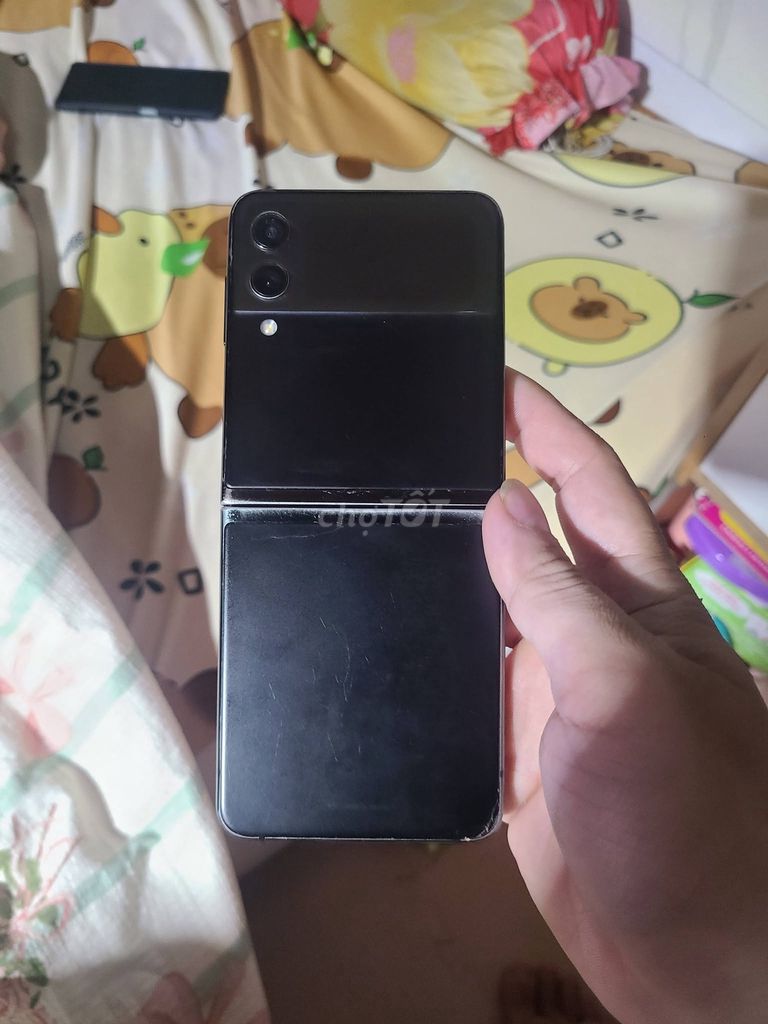 Samsung Galaxy Z Flip 3 128GB Đen. Mua bán Điện thoại tại Quận 4 Tp Hồ Chí Minh được đăng bởi Hội Đồ Điện Tử hình 1