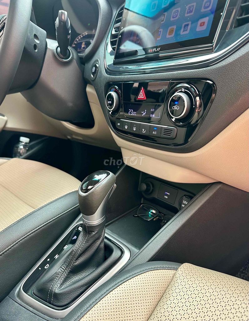 Huyndai Accent bản Full Cửa Nóc 2021 - 38000 km. Mua bán Ô tô tại Huyện Krông Pắc Đắk Lắk được đăng bởi Trần Viễn hình 12