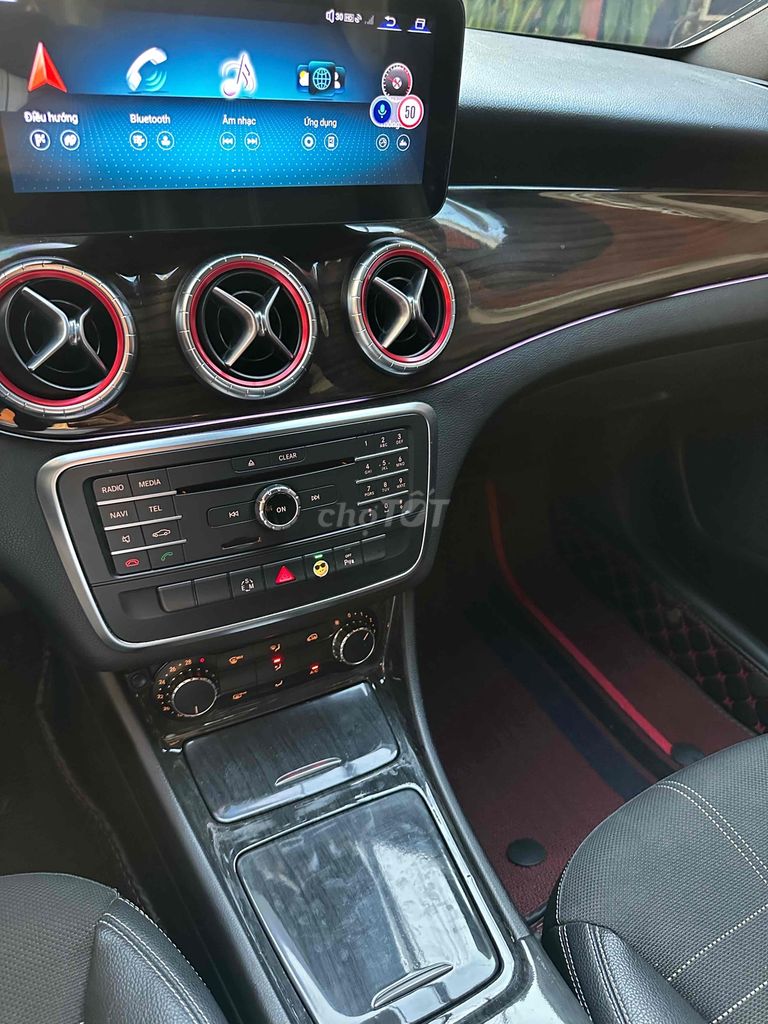 Mercedes Benz CLA Class 11/2015 CLA 200 - 75000 km. Mua bán Ô tô tại Quận 7 Tp Hồ Chí Minh được đăng bởi Auto Car Quận 7 hình 9