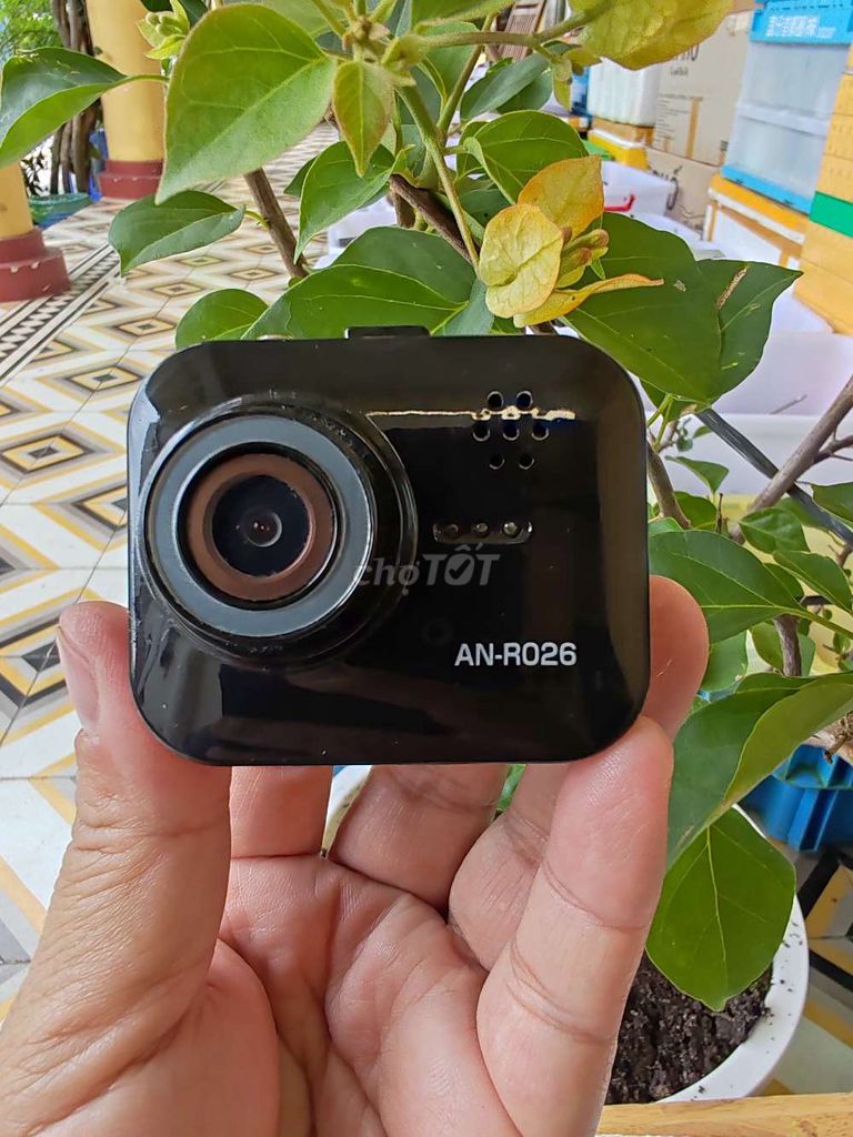 Camera hành trình
, cắm thẻ nhớ ,Không kèm dây sạc