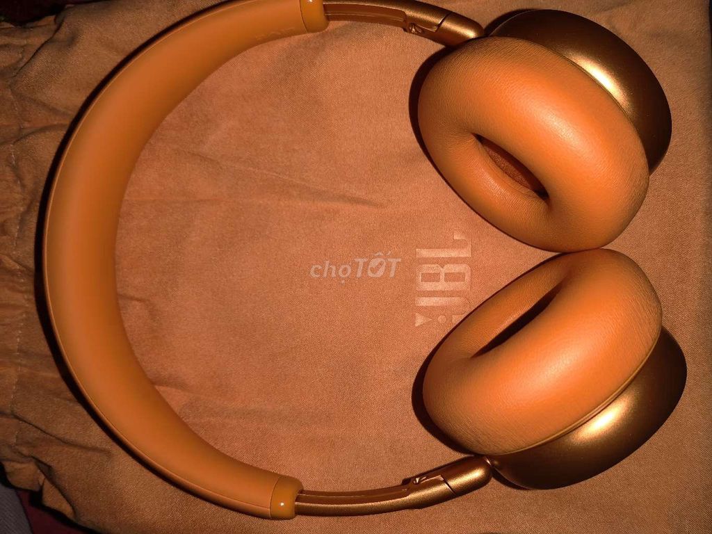 Tai nghe JBL Live 680nc Cam. Mua bán Tivi, Âm thanh tại Quận Ninh Kiều Cần Thơ được đăng bởi Pp hình 1