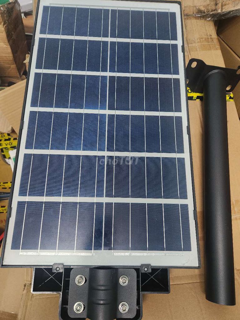 Đèn đường năng lượng mặt trời 400W. Mua bán Đèn tại Quận Ninh Kiều Cần Thơ được đăng bởi Thành Thịnh Hòa hình 1