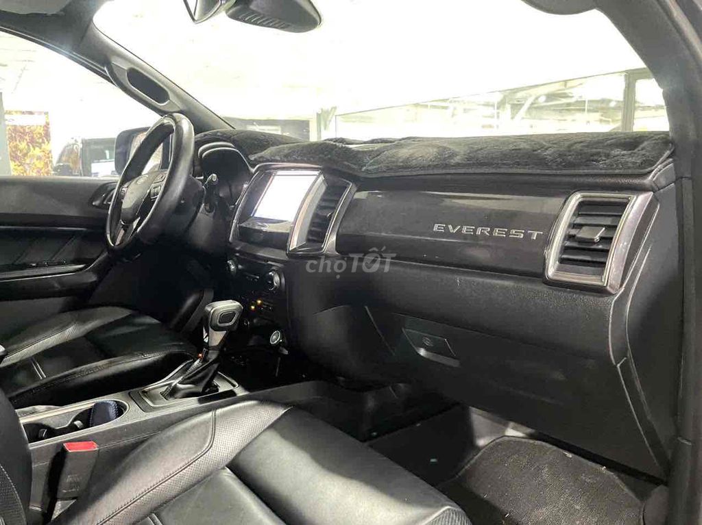 Ford Everest 2020 Titanium 4x4 - 67.000km. Mua bán Ô tô tại Quận Tân Bình Tp Hồ Chí Minh được đăng bởi Sài Gòn Ford hình 15