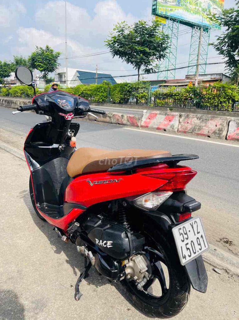Honda Vision chính chủ. Mua bán Xe máy tại Huyện Củ Chi Tp Hồ Chí Minh được đăng bởi Vuvan kha hình 3