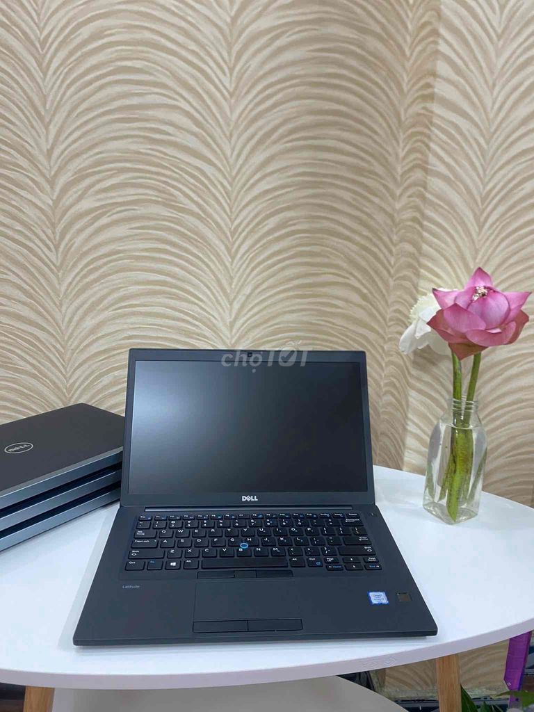 Laptop Dell Latitude 7480/i7 6600/8G/256G/14” FHD