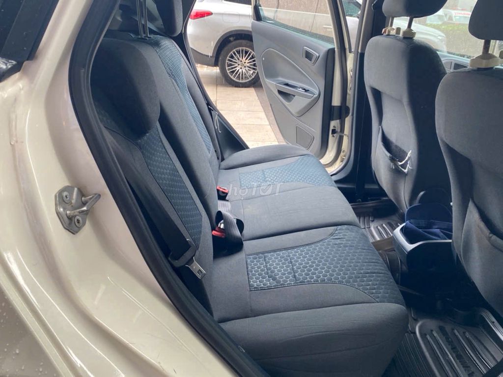 Ford Fiesta 2013 S 1.6 AT - 59800 km. Mua bán Ô tô tại Quận 11 Tp Hồ Chí Minh được đăng bởi Trần Hoàng Long hình 9