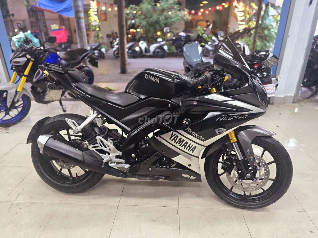 Yamaha R15v3 2021 Đen Bạc. Mua bán Xe máy tại Quận Thanh Khê Đà Nẵng được đăng bởi Quý Moto Cycle 21 điện biên phủ Đà Nẵng hình 4