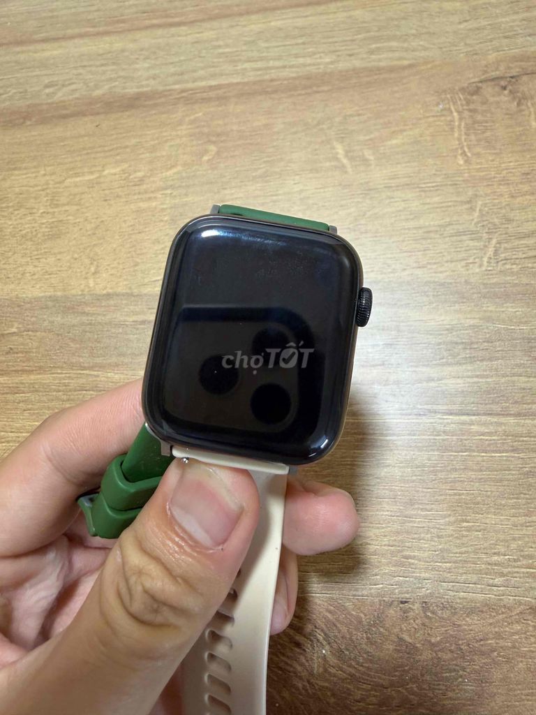 Apple Watch Series 4 Thép Đen 44mm. Mua bán Thiết bị đeo thông minh tại Quận 7 Tp Hồ Chí Minh được đăng bởi Phát Anh hình 1