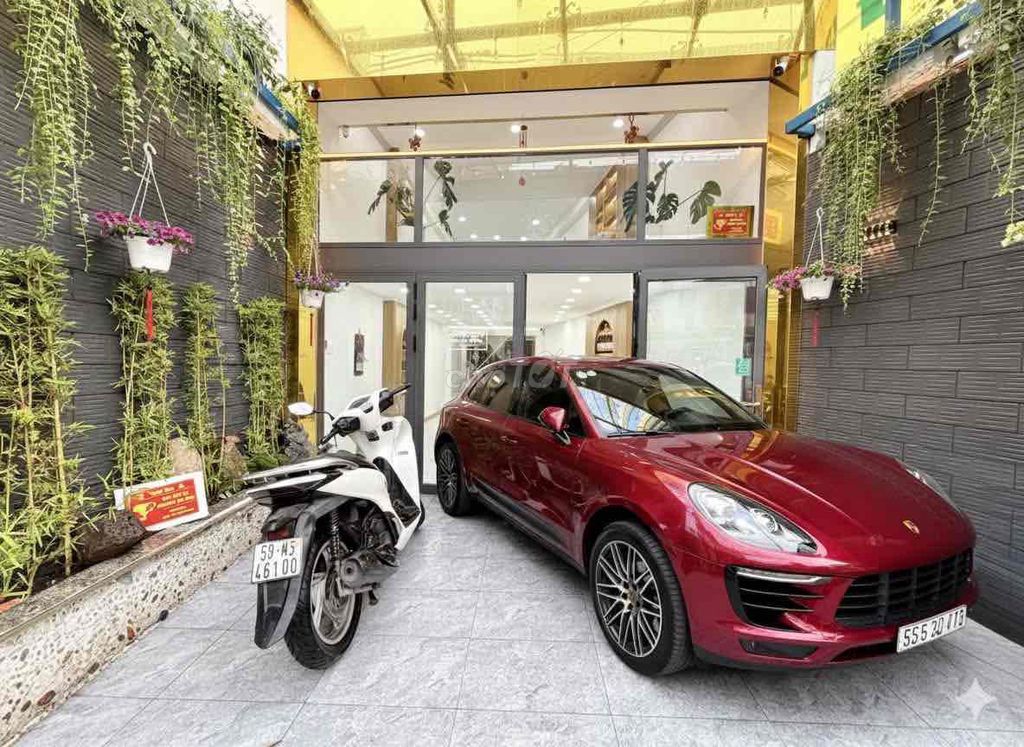 Bán nhà Bình Thạnh Mặt tiền Phan Văn Trị 63m2 5 tầng 6PN 11,6 tỷ TL