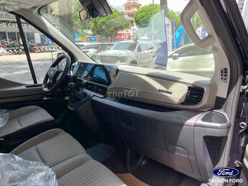 Ford Transit 2024 Premium 16s mới 100%. Mua bán Ô tô tại Quận 7 Tp Hồ Chí Minh được đăng bởi FORD chính hãng HCM  hình 7