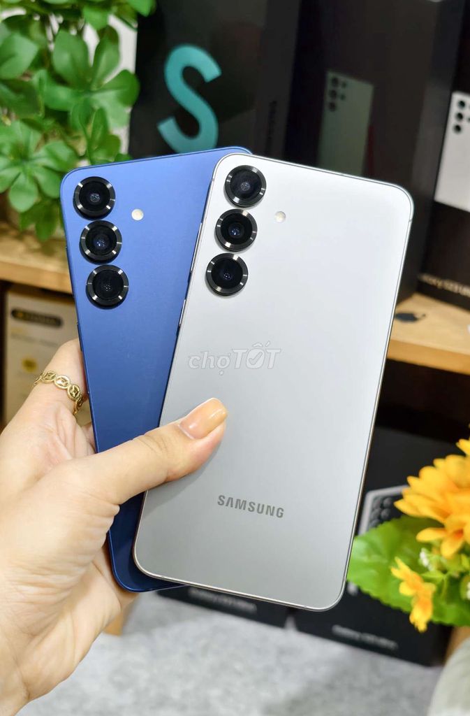 Samsung S25plus 256GB Chính Hãng. Mua bán Điện thoại tại Quận 10 Tp Hồ Chí Minh được đăng bởi Mon Store hình 1