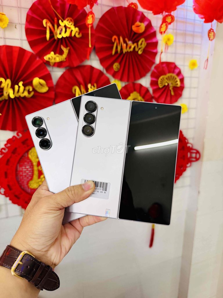 Samsung Galaxy Z Fold 6 256GB Xám. Mua bán Điện thoại tại Huyện Tuy Phước Bình Định được đăng bởi Nguyễn Văn Nghĩa hình 1