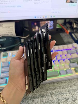 Ram PC ddr4 16gb bus 3200 có tản , new BH 12 thag. Mua bán Linh kiện (RAM, Card...) tại Quận Bình Thạnh Tp Hồ Chí Minh được đăng bởi Lưu Bích Vân
