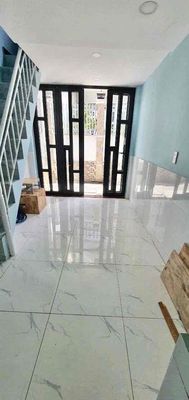 Аренда · 2 комн. · 18 м² · Quận 7, ул. Đường Huỳnh Tấn Phát