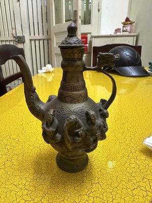 bình có tám Ông Tiên bằng đồng. Mua bán Nội thất, đồ gia dụng khác tại Quận 11 Tp Hồ Chí Minh được đăng bởi Diễm