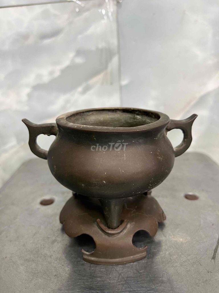 Lư hương đồng trang trí thờ cúng cổ điển. Mua bán Đồ sưu tầm, đồ cổ tại Quận Phú Nhuận Tp Hồ Chí Minh được đăng bởi Khanh ly hình 1