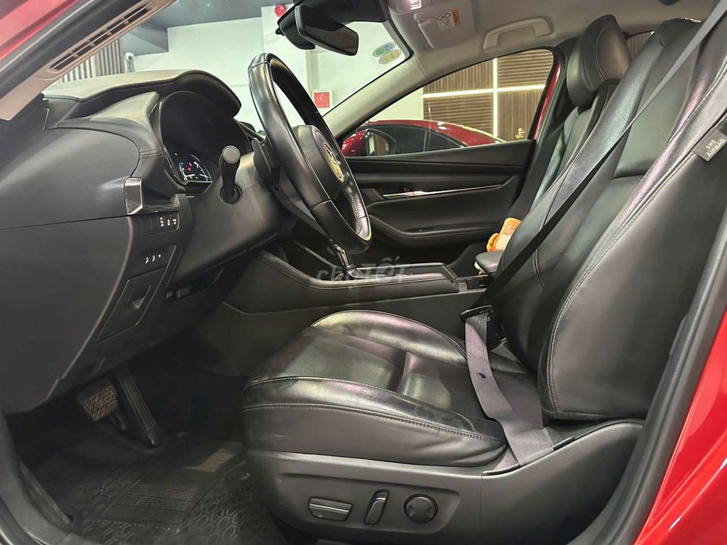Mazda 3 2021 Luxury 1.5L, màu đỏ,66.000 km. Mua bán Ô tô tại Quận Bình Tân Tp Hồ Chí Minh được đăng bởi Son Do hình 12