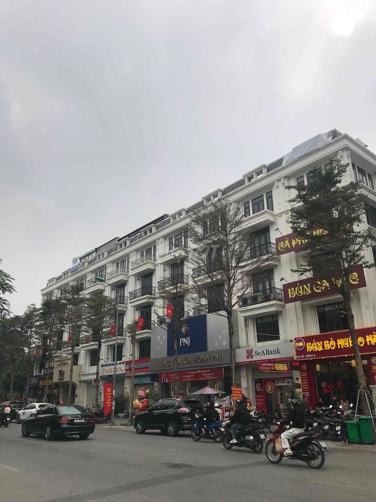 Giá Ngon - 39 Tỷ hơn- Liền kề shophouse 101M2 -Mặt phố Xuân La,Tây Hồ